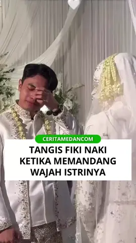 Konten Kreator Fiki Naki resmi menikah dengan seorang perempuan bercadar bernama Tinandrose. Mereka sudah lamaran sejak Oktober 2025. Tinandrose menikah dengan Fiki Naki hari ini, Senin, 24 November 2025. Tampak tangis bahagia dari Fuji Naki di momen pernikahannya.  Tinandrose seorang penulis buku. Wanita bernama asli Tina Agustin itu menulis buku Untuk Nama Yang Tak Berani Kusebut Dalam Doa dan Bagaimana Jika Tuhan Bilang Tidak. Tinandrose juga seorang influencer. Ia punya 187 ribu pengikut di Instagram. Tinandrose punya podcast bertajuk Her Season. Di situ ia berbincang soal perempuan bareng rekannya, Edrea, yang tayang di YouTube setiap Rabu dan Sabtu. 📹: leylemager