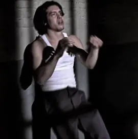 يعني تضل ورايا😔#دينو_اورتولاني#رايان_اورايلي#oz#