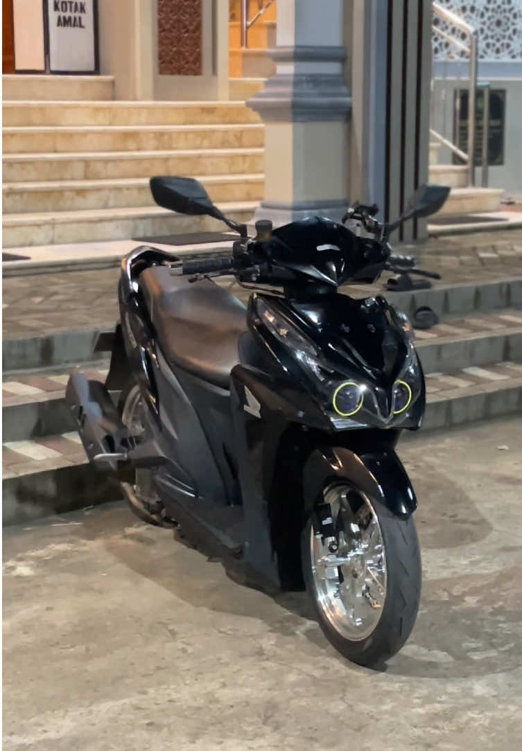 Vibe ramadhan sudah mulai terasa😔#variokzr #kzr125old #kzr125daily #foryoupage #fyppppppppppppppppppppppp 