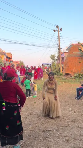 बाजा को अनौठो नाच आयो है🤭🥰भिडीयो अन्तिम सम्म हेरेर कस्तो छ भन्नुस है😂#foryoupage #creatorsearchinsights #trending #viral #fyp @MoOn🌙🔱🧿 