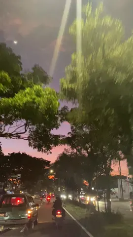 Enk bgt kalo cuacanya lgi bersahabt