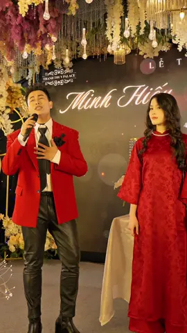 Cô dâu chú rể đầu tiên thưởng thức bài hát này #khahiep #tieuthantien 