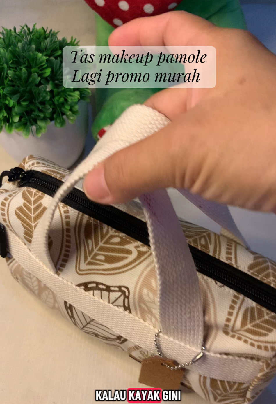 Tas pouch make up skincare pamole ter cakep sih ini motifnya banyak banget semua cantik2 dan harganya worth it buat kualitas premium gini#tasmakeup #pouchmakeup#taskosmetik #pouchbag #fyppppppppppppppppppppppp 