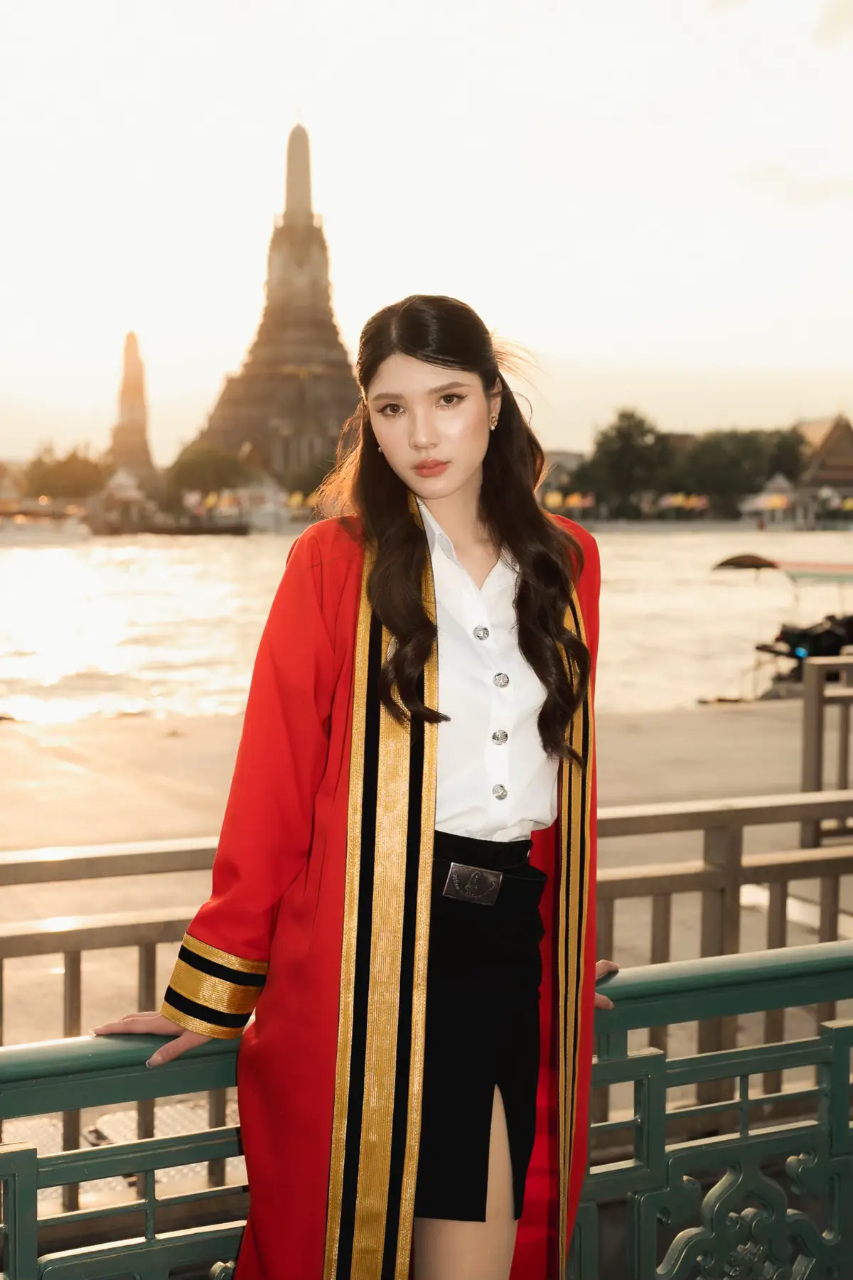 I haven't slept in years, so I'll get a lot of sleep from now on. 