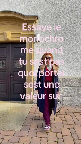 « Quand je manque d’inspi : bordeaux de la tête aux pieds. Le monochrome, c’est la solution facile et classe. ✨ Parfois, moins de variation = plus d’impact. #fashion #OOTD #style #winterfashion #TikTokFashion