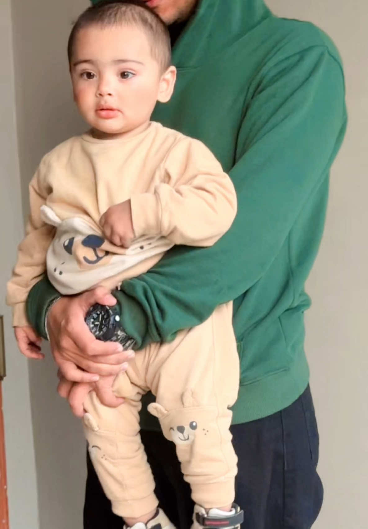 #creatorsearchinsights #baby #pakistan #viral #trending 