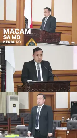 Rapat paripurna DPRD kabupaten Gresik. 