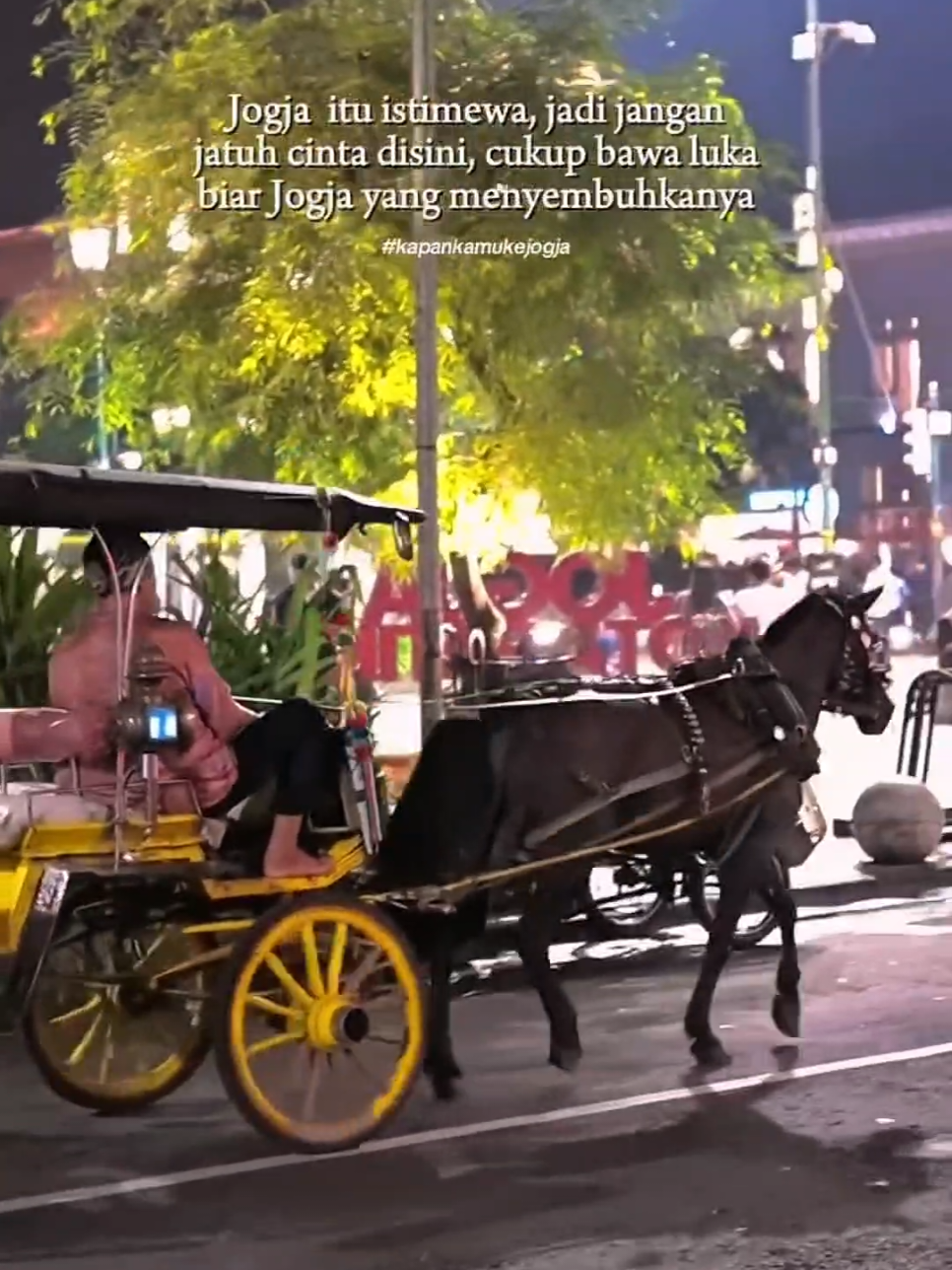 Jogja tempat melarikan di sejenak dari pahitnya dunia .  .  vidio ig nawafasyhar