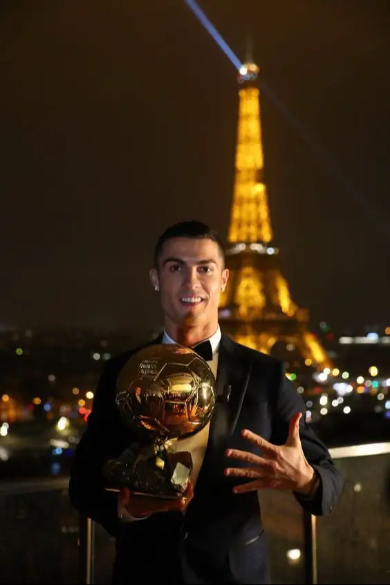 #cristiano #cr7cristianoronaldo #cristianoronaldo7 #wallpapers #viral 