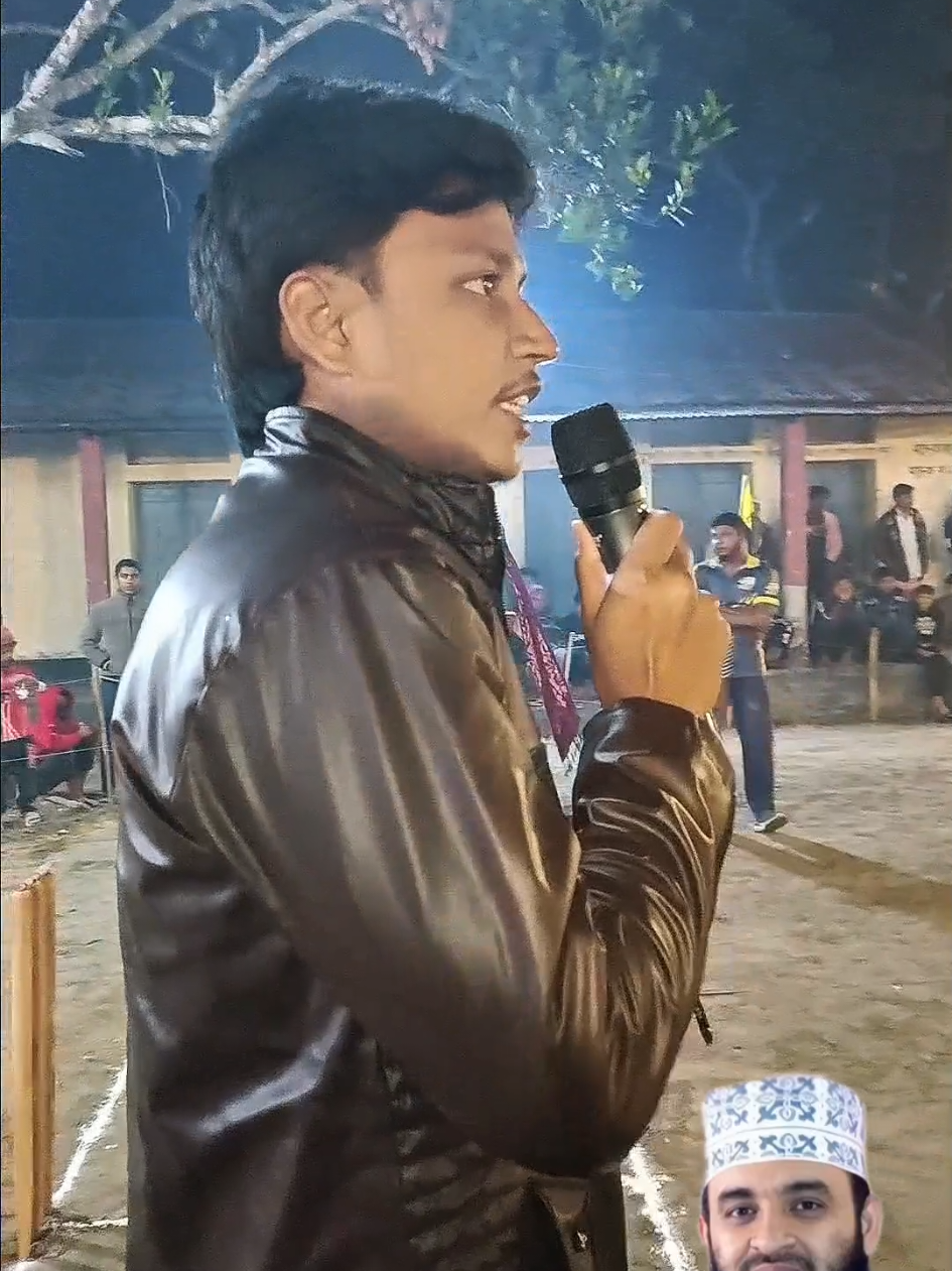 খেলার মাঠে আজহারী হুজুরের গাওয়া গজল গাইলাম।। 