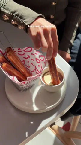 التعليق مكفّي و موفّي😅