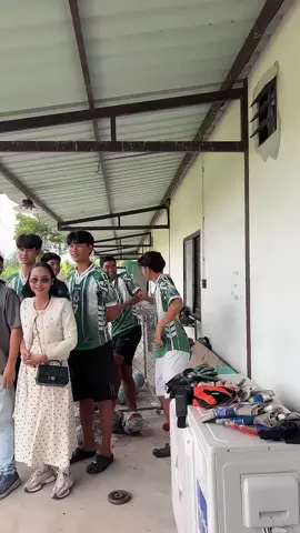 ความดุ๊กดิ๊กของน้อน😄 #หมอนทอง  #รถขนฝัน #หมอนทองวิทยา🇳🇬 