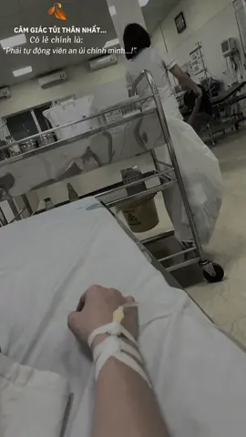 Luôn làm mọi thứ một mình, ốm sốt cũng tự lủi thủi đi viện 1 mình 🫣 #chefdat #ẩmthực #tamtrang #cuocsong #viral 