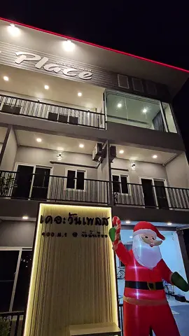 เดอะวันเพลสวังน้ำเขียว เปิดให้บริการห้องพักรายวัน​ มีห้องพักสำหลับ2ท่านและ4ท่าน​ ห้องพักสวย​ สอาด​ ปลอดภัย​ เดินทางสดวก​ ใกล้แหล่งร้านอาหาร​ ​ตั้งอยู่บริเวณตลาดสดบ้านศาลเจ้าพ่อ​ อำเภอวังน้ำเขียว​ จังหวัด​ นครราชสีมา​ สอบถามเพิ่มเติมได้ที่​  โทร.0862485999​ 0801236789​ @เดอะวันเพลส์วังน้ำเขียว #ที่พักวังน้ำเขียว #รีสอร์ท #รีวิววังน้ำเขียว #โรงแรม #Google 