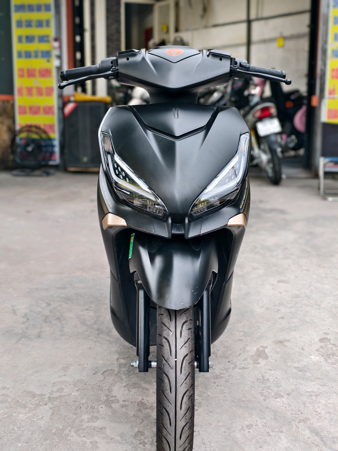 Yadea Velax 2025 - BSTP - ODO 1000km - Chính chủ 💰 28,5💕 #xedienluotsaigon #xedien #yadea #xuhuongggg🐰 #fypageeeee 