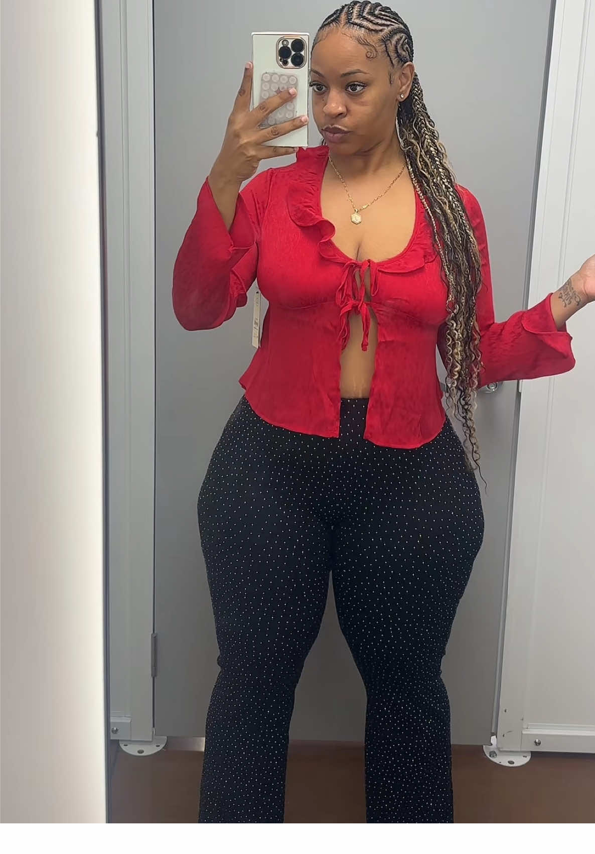 Okayyyy Walmart 😍 these pants? Fireee. My new fave 😌✨ Tap my storefront if you need them too. #linkinbio 