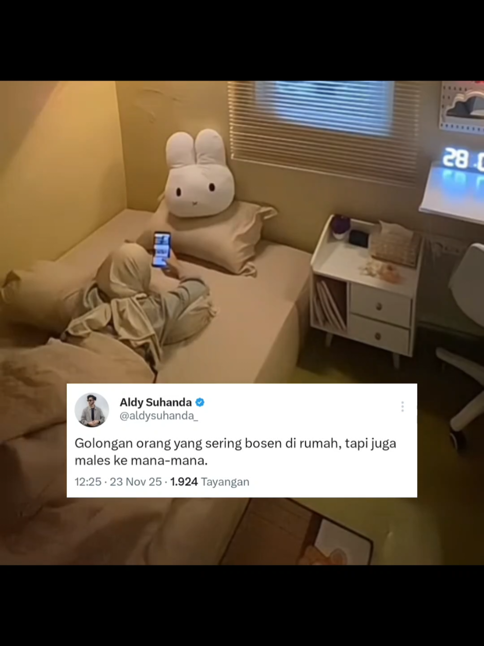 diem dirumah bosen, ketemu orang banyak capek, tiap hari pengen kemana-mana, tapi ga pengen kemana-mana. Entahlah gimna konsepnya🙄 #mager #meetime #fasedewasa #galau #fyp 