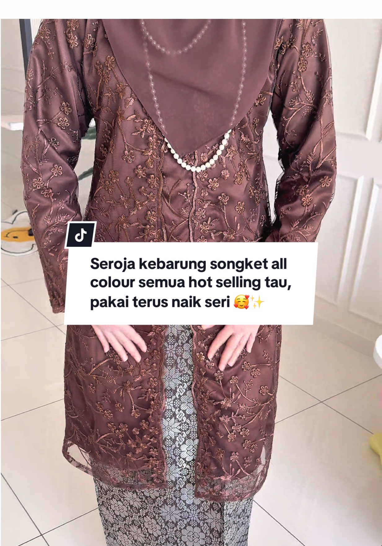 Seroja kebarung songket all colour semua hot selling tau, pakai terus naik seri 🥰✨ Join live launching esok Selasa jam 9pagi tau 📍 #nfhboutiquegallery #bajukurung #bajuwanita #kebarung #kebarungsulam 