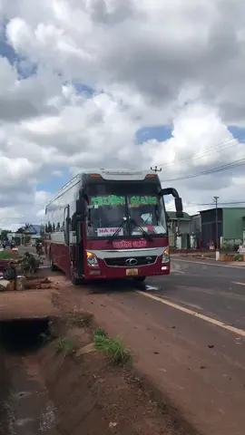 Đi Trường giang 00595 gặp idol @Tuấn 🫡 nhaa#nhaxetruonggiang #xekhachvietnam #xuhuong #thinhhanhxuhuong #tiktokviral 