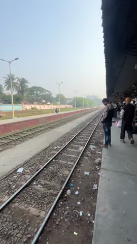 চলো অচেনা শহরে হারিয়ে যায়😊 #fllowers #bogura #highlight #viralvideo#station #foruyou 