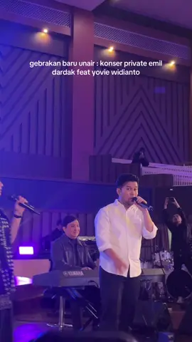 meskipun suka mendadak mendidik tp yang ini aku suka 😋 #day #yoviewidianto #emildardak #duet #kahitna 