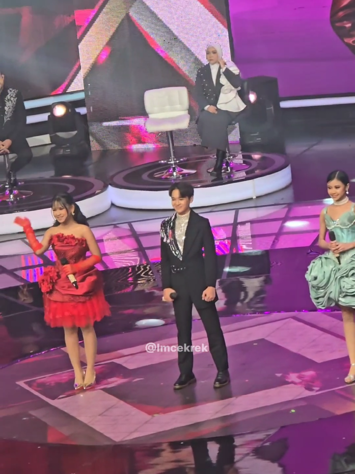 3 PESERTA TAMPIL MALAM INI APRIL CIREBON ARBIL ASAHAN TASYA TANGERANG DA 7 MALAM INI TOP 6 SHOW MALAM PERTAMA... ..... #da7 #fyp #indosiar #aprilda7 #arbilda7 