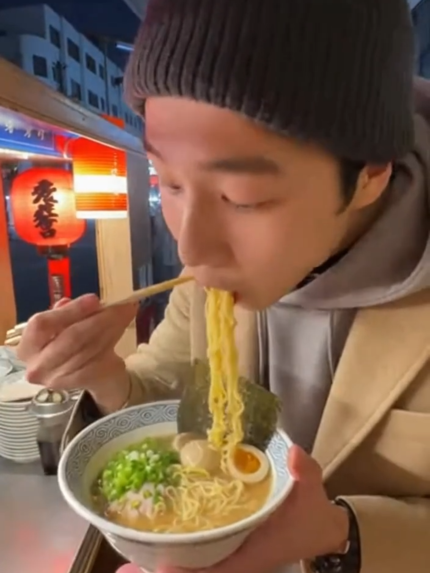 Robot Chef's SECRET Technique Revealed! 🤫🤖🍜🔥#ramen #tokyo #viralfoodtrend