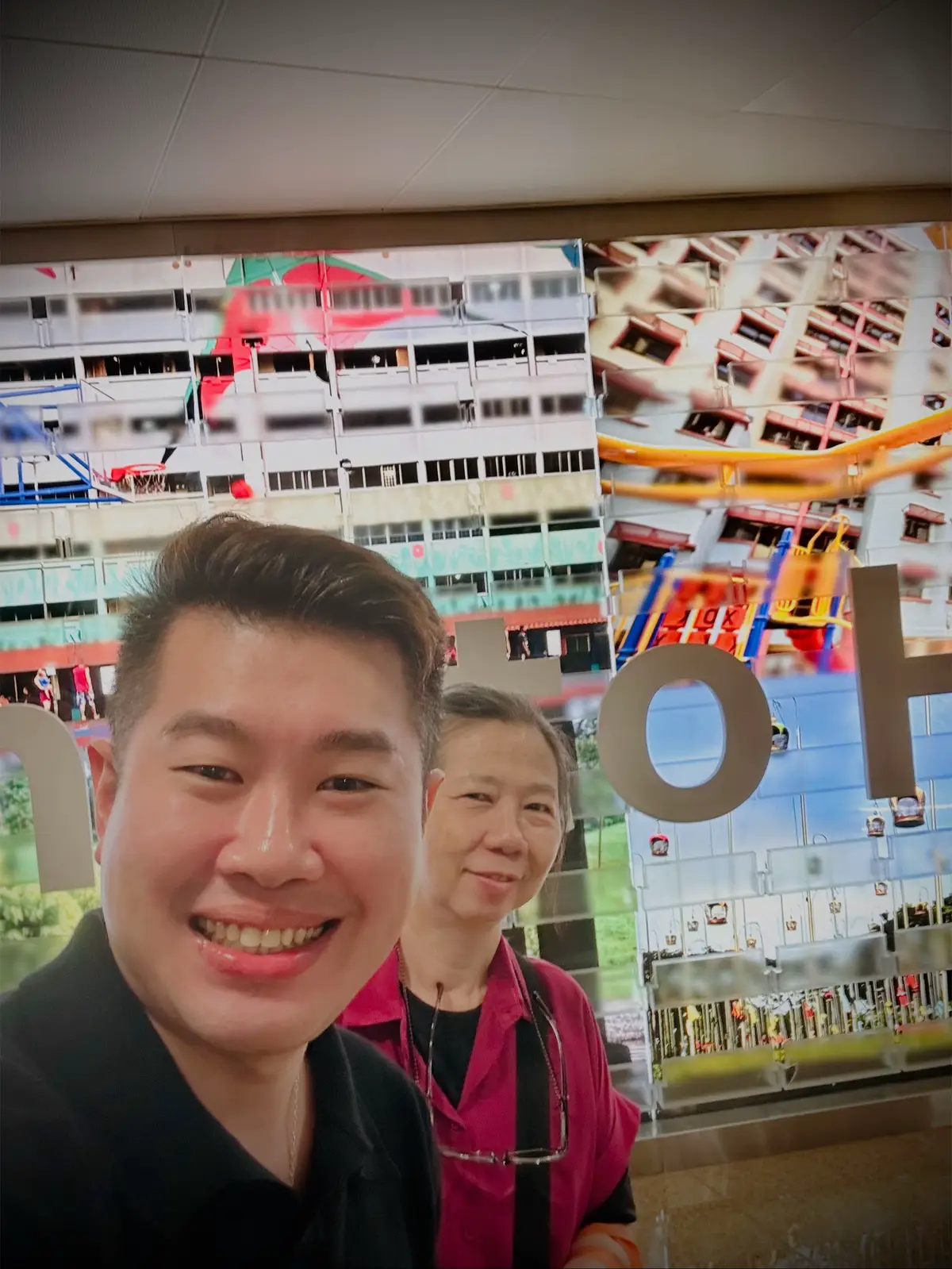 This morning’s HDB completion was at 10.30am. But my day started much earlier — because some clients are more than just clients. 😊 I picked up my elderly seller at 9am, someone around the same age as my own parents. For seniors, even simple processes can feel overwhelming… and if I can help lighten that burden, I will always do it without troubling their children. 👉 First stop: Town Council — to settle her final service & conservancy charges. 👉 Next: DBS Bank — to assist her in terminating her GIRO deductions. 👉 Finally: HDB Hub for the 10.30am completion — everything smooth and on time. It’s not just about buying and selling houses. It’s about taking care of people who trust me with one of the biggest decisions of their lives. These moments remind me why I love what I do. ❤️ Going the extra mile isn’t extra… it’s my responsibility. #TrustWithKelvinSu #RealEstateWithHeart #ERARealty   