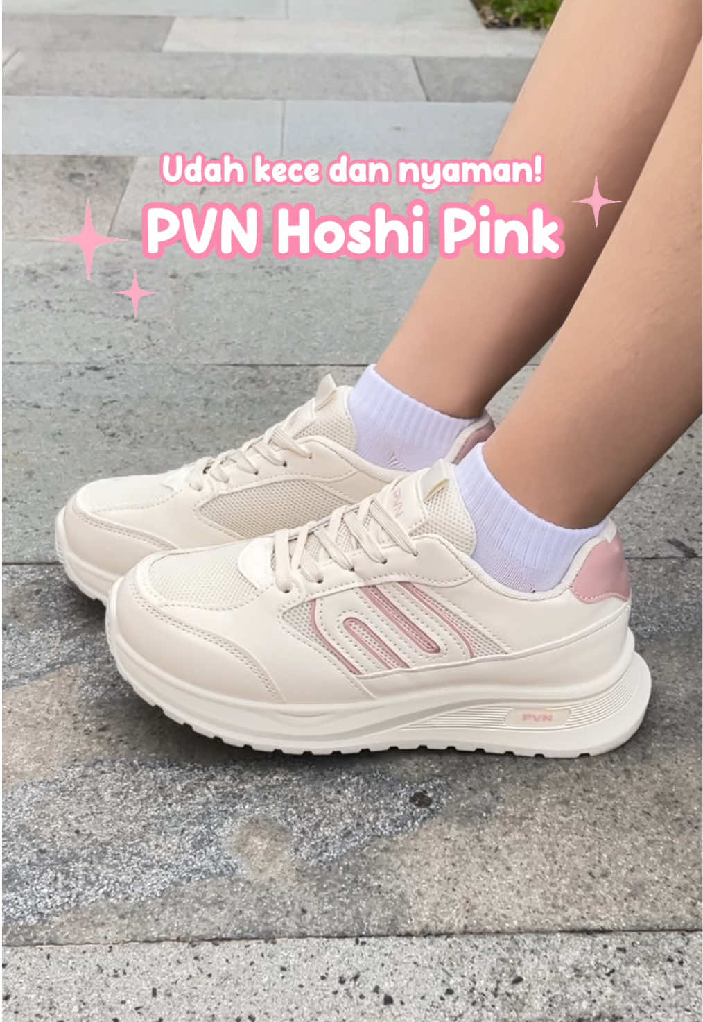 Replying to @raa ini yang paling pas buat jalan-jalan 😍 #jawabkomen #pvnhoshi #gajiansale #pvn #sneakers 