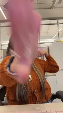 Another Monday, another corporate girl to bartender transition 🤪