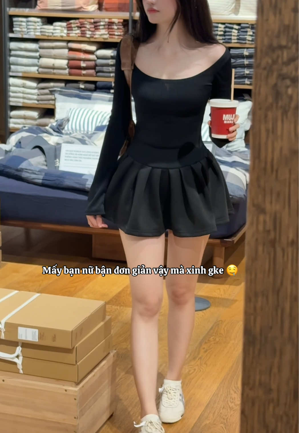 Đầm basic vậy mà xinh gke 🤤#ngoc2kaa #outfit #phoidonu #aonu #dress 