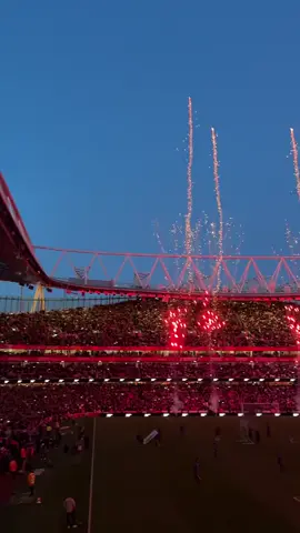 #Soo shita #Team #gunners🔴⚪  #freed from desire  @Yaranka reer jaffe 🇱🇺 @AHMETT_𝐂𝐚𝐢𝐜𝐝𝐨🇸🇴 @87⚡ @cadaani boy🫡 @FOOMA🔥 @- golden voice- DHF -🥁 🎸 