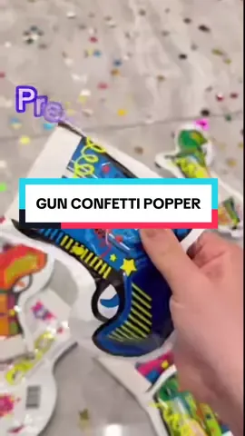 Pwedeng pwede sa darating na christmas, safe na paputok para sa mga bata. 🎉🥳 Pwede rin sa mga parties! #christmasprops #christmasparty #confetti #birthday #popper 