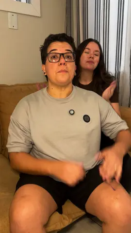 Pedimos pro ChatGPT criar um vídeo viral - Parte 2 #humor #meme #casalengraçado #viral #casal