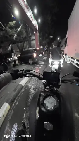 Malam sunyi #xsr155 #xsr155indonesia #xsr155custom #motovlogindonesia #djiaction4 