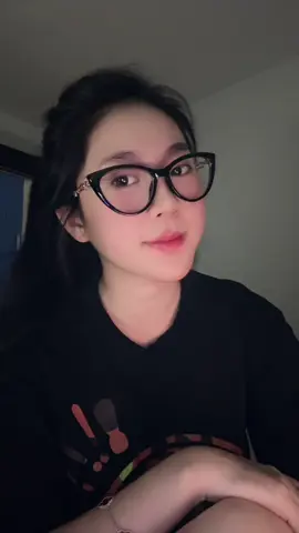 #justatee #shenevaknows 