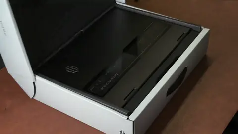 Có chiếc laptop này để học tập thì hết bài🐧#meothantai01 #xuhuongtiktok #redmagic #laptopgaming #fyp 