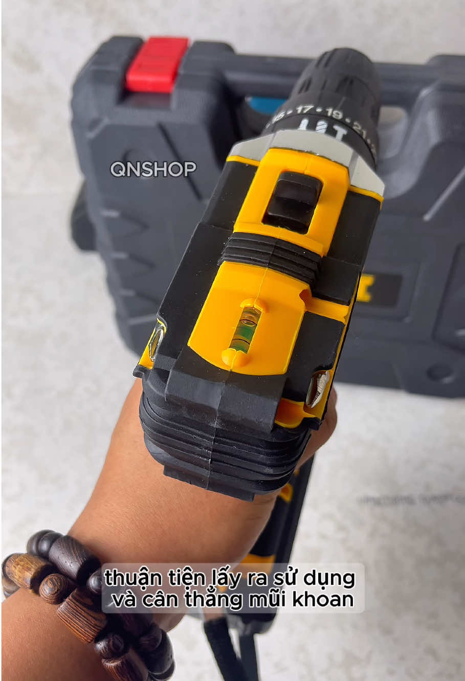 Máy khoan pin Dewalt 72v #maykhoanpin #maykhoancamtay #qnshop 