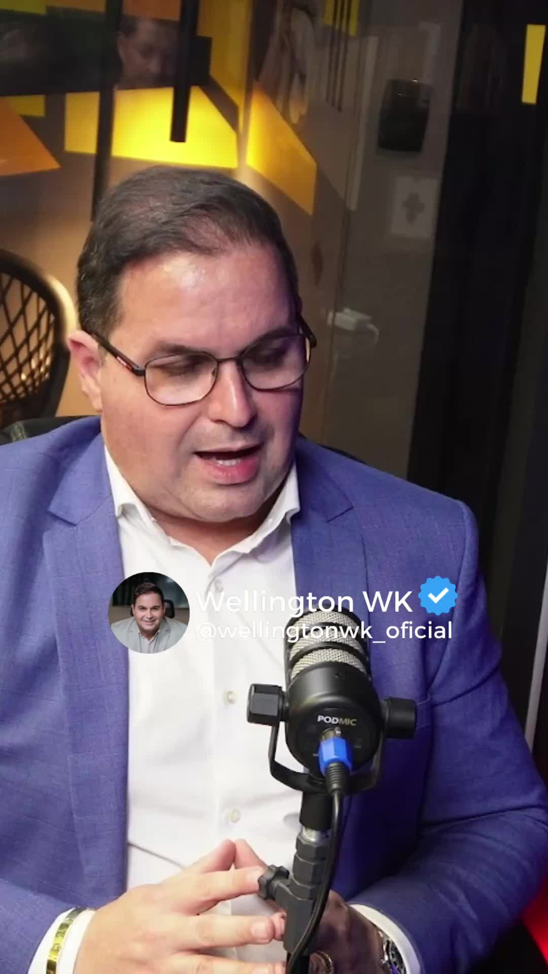 💭 A mesa que você senta, vai ditar o tamanho dos seus resultados. Somos forjados pelo ambiente que frequentamos 🔥