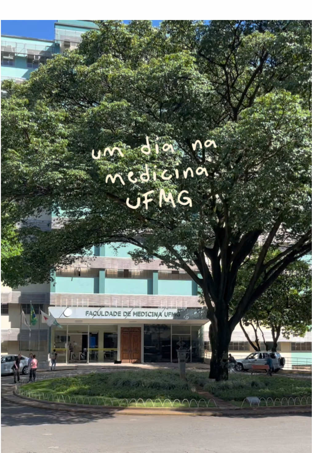 #Vlog de um dia na medicina UFMG comigo 🧠🩺🌳🌞 ps: o local onde eu disse ser a CMMG é na verdade o hospital do IPSEMG. perdão pelo erro do calouro aqui 😅 #medicina #ufmg #enem #CapCut 