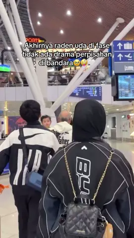 siapa yang ga sabar liat ketua kita bucin di malaysia🤪🤍 #jadenbahtera #raniajaden #raniaputri #exclusivejaden