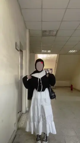 عجبني تفاعل البنوتات بذاك الفيديو يمكن احول محتواي اوتفتات 🤣#CapCut #explore #جامعة_بغداد #كلية_القانون #viral 