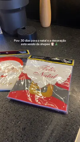 Falta pouco para o natal e aqui a decoração está a mil já ❤️ #maternidadereal #natal #decoracaodenatal #natalino #natalina 