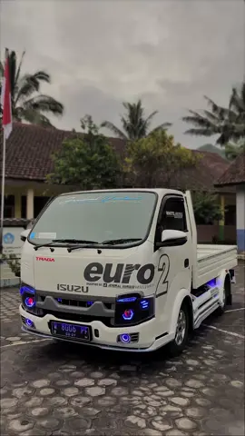 lapor ketua🫡 unit ready 100%tinggal pakai tahun 2022 euro 2 barang jos jis minat monggo🙏🙏#traganesia#isuzutraga#tragaherexstyle#tragaindonesia#fyp 