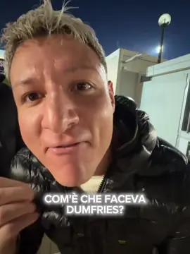 A CASAAA🤣🤣🤣#serieA #acmilan #milan #derby #inter 