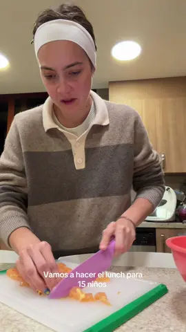 Haciendo el lunch para 15 chamacos 