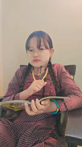 #ဖွေးစိန် #foryou 😁😁😁