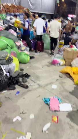 Nay ai rảnh ra Cung văn hoá thanh niên quận 1 phụ ạ cho kịp xe đi cứu trợ ạ #cần tìm tình nguyện viên