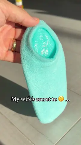 On deal now for Black Friday/Cyber Monday 👌 You can find these under ✨Fitness & Health✨ on my website. #amazon #moisturizer 