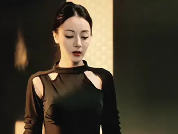 Nhiếp Cửu La tặng vòng bình an cho Viêm Thác #loveontheturquoiseland #kieukhoithanhnhuong #dichlenhietba #trantinhhuc #hiedilraba🥀 